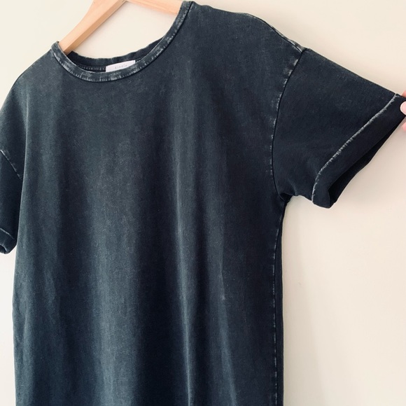 Elodie Jersey Dress Shift Midi  - Distressed details - Picture 3 of 5